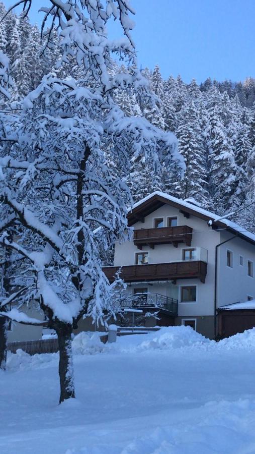 Ferienwohnung Pezzei Schlitters Bagian luar foto