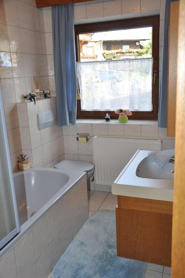 Ferienwohnung Pezzei Schlitters Bagian luar foto